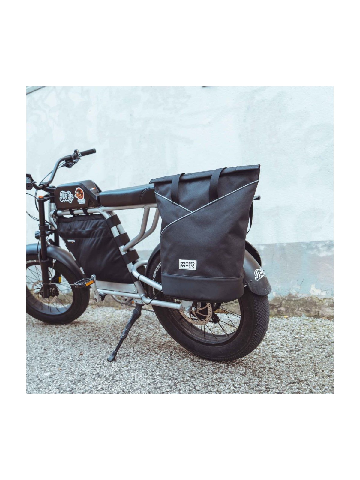 MeroMero - Tote Bag / Bicycle Bag P.O.W. Brick Red