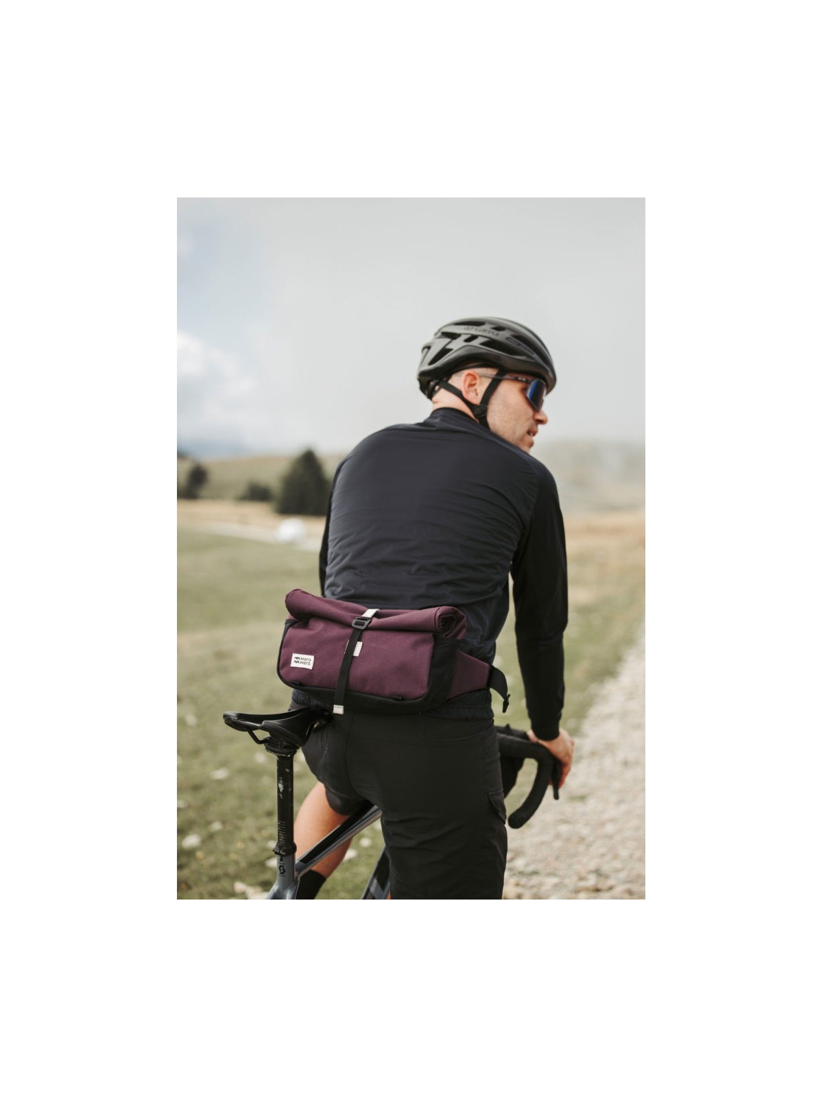 MeroMero - Piha Gürteltasche und Front-Biketasche 2-in-1, Silver Pine